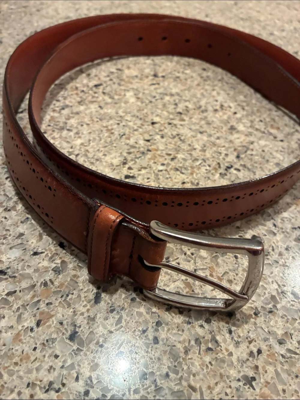Allen Edmonds Manistee Dress Leather Belt Walnut Brown (74090)